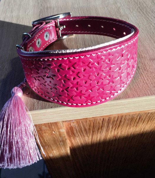 Vegetable-tanned dog collar