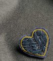 Broche brodée CŒUR BLEU