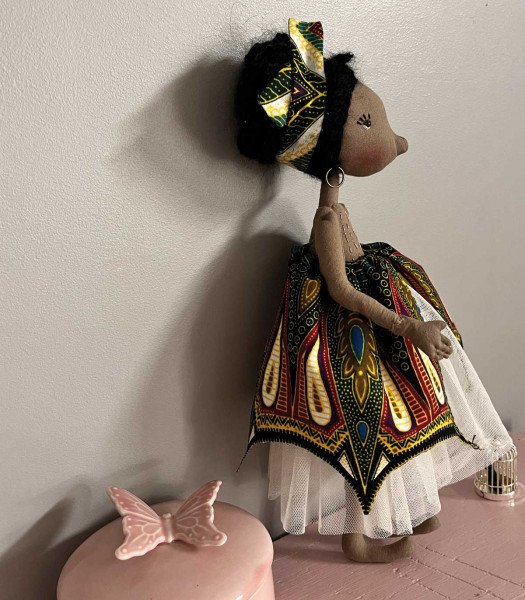 Poupée d'artiste textile